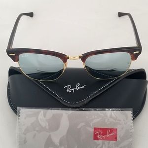Ray Ban CLUBMASTER sunglasses. #3016